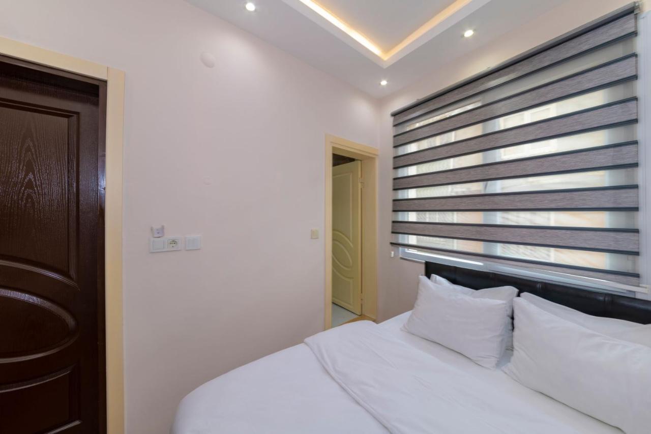 Taksim City Suites Istanbul Bagian luar foto